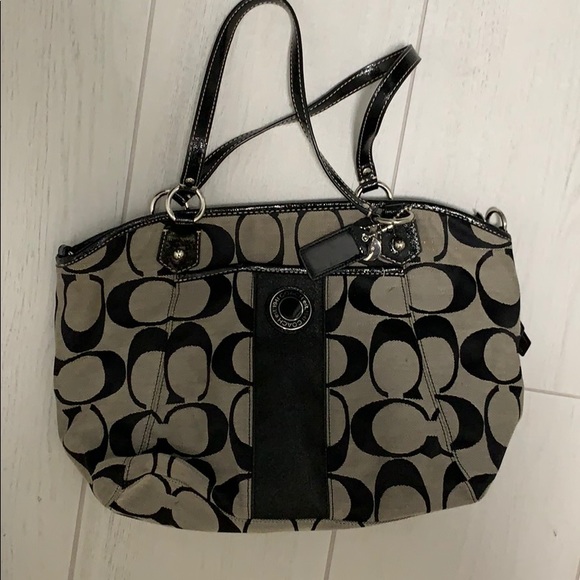 Coach Handbags - Coach purse